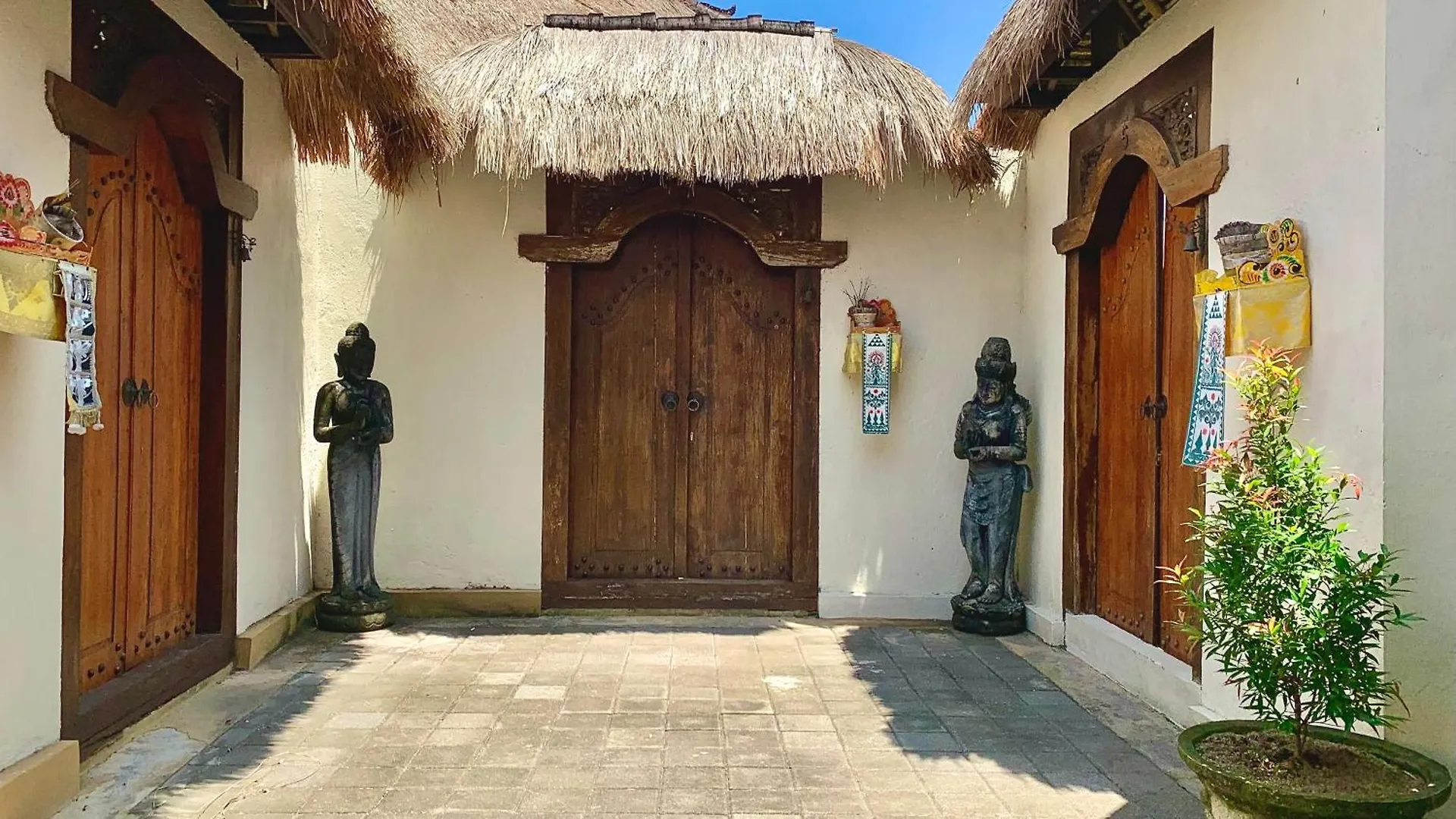 Alizee Villa Seminyak  Seminyak (Bali)
